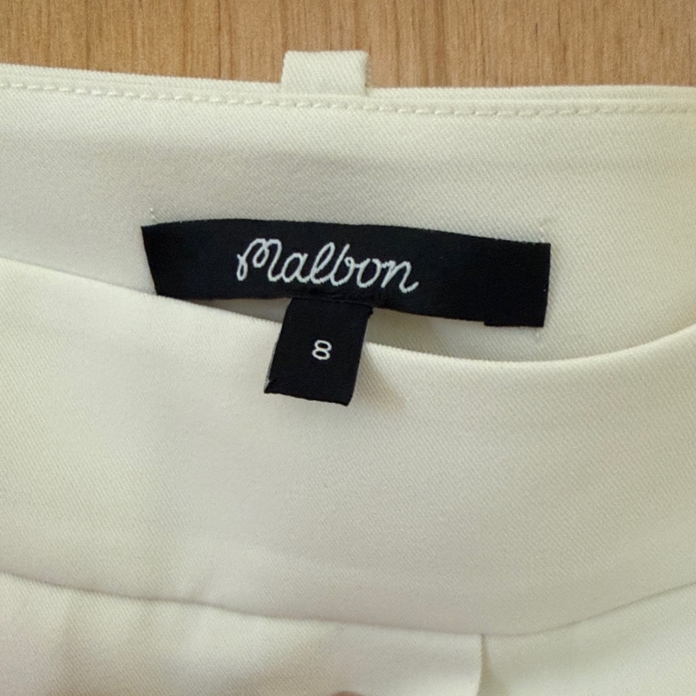 Malbon Golf Pleated Shorts - Picture 2 of 7